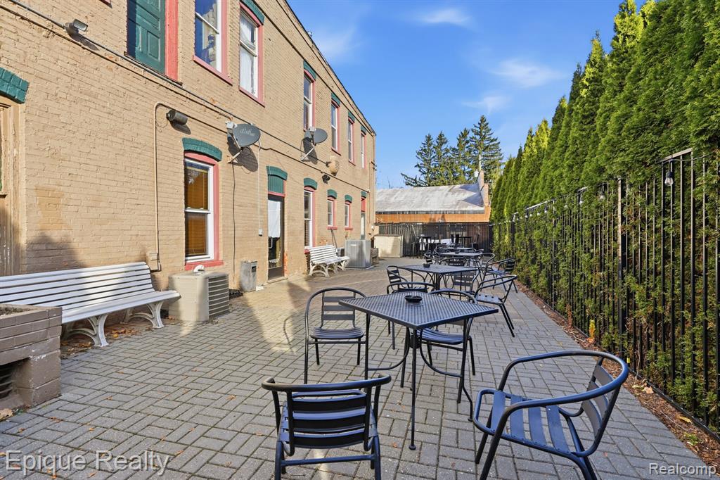 5505 Main Street