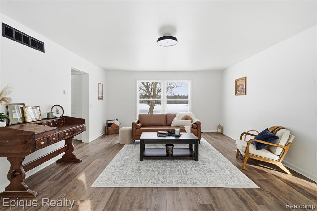 8680 Oak Hill Road