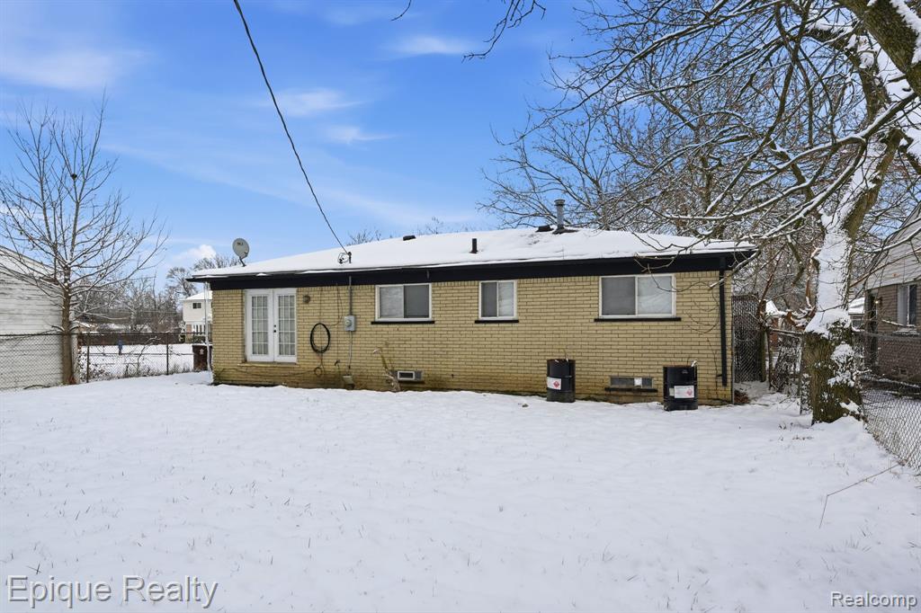 4052 Burton Street