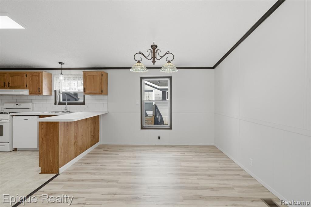 271 Lovell Court
