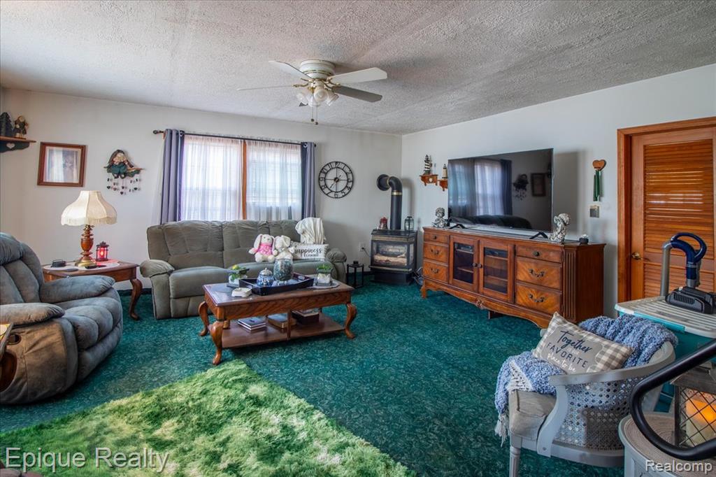 4828 Morse Drive
