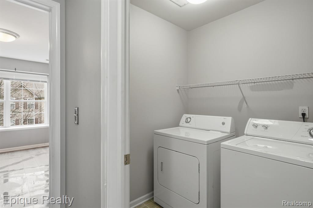 2206 Knotty Pine Trail
