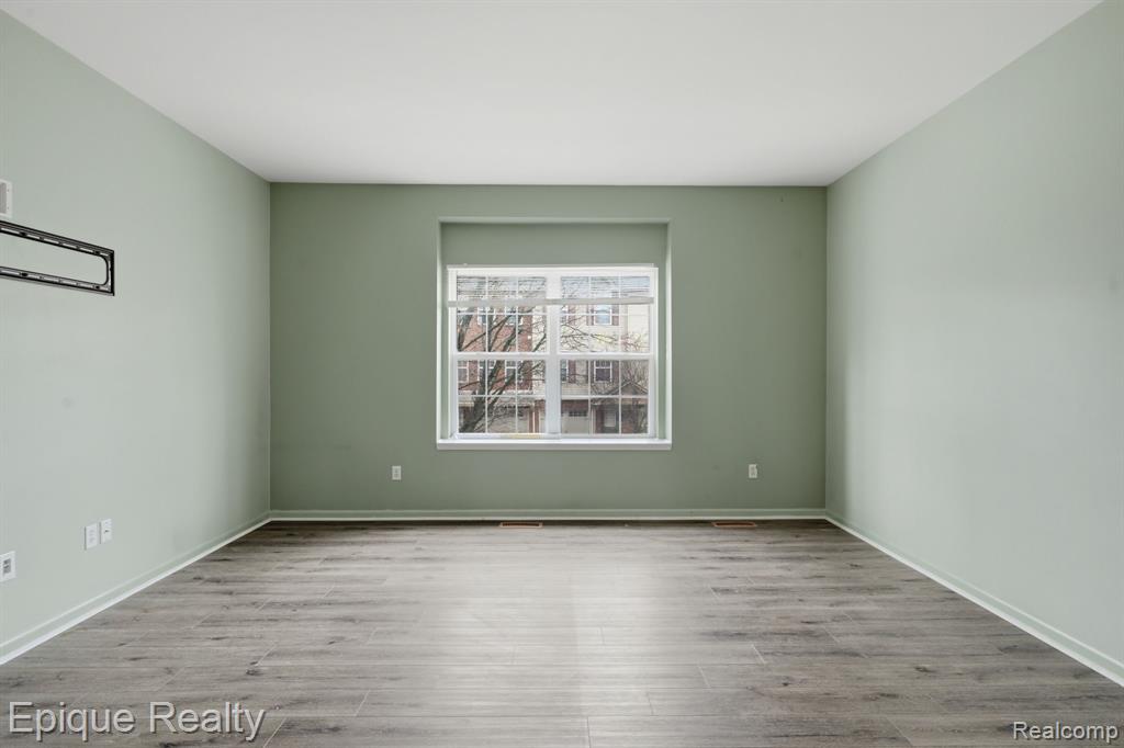 2206 Knotty Pine Trail