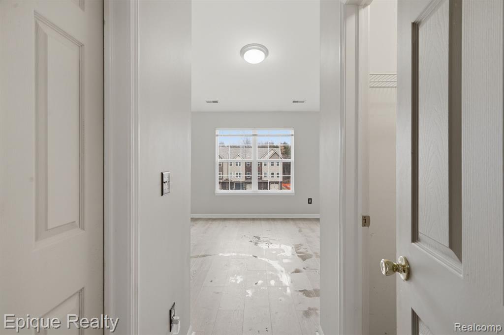 2206 Knotty Pine Trail