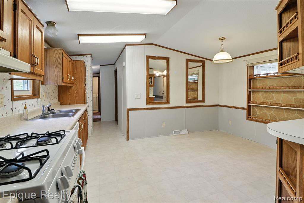 3125 W Sanilac Road