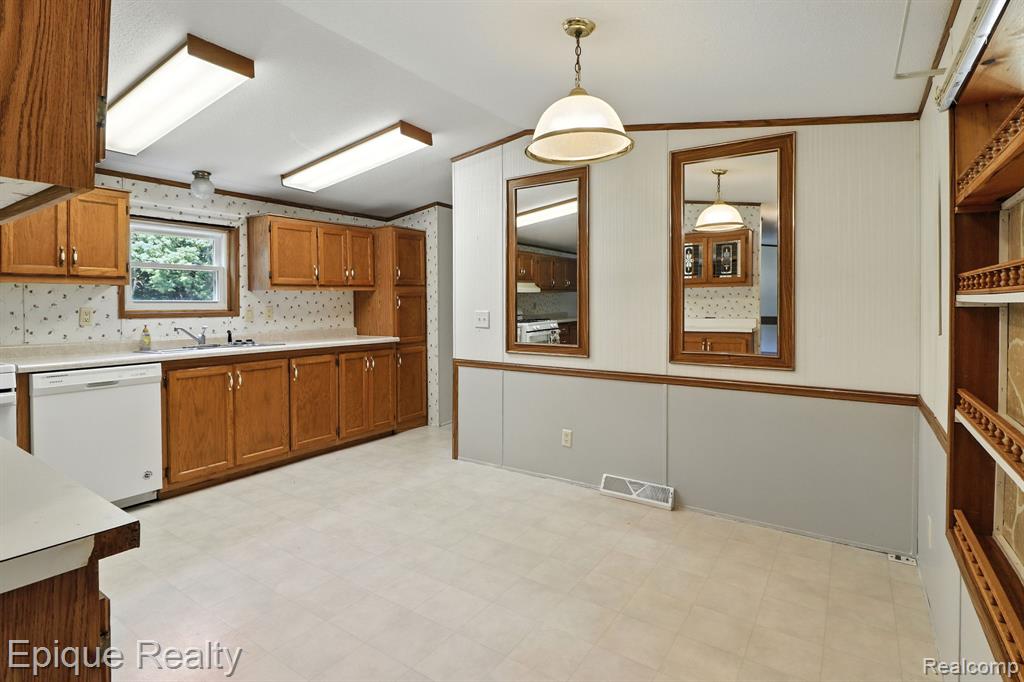 3125 W Sanilac Road