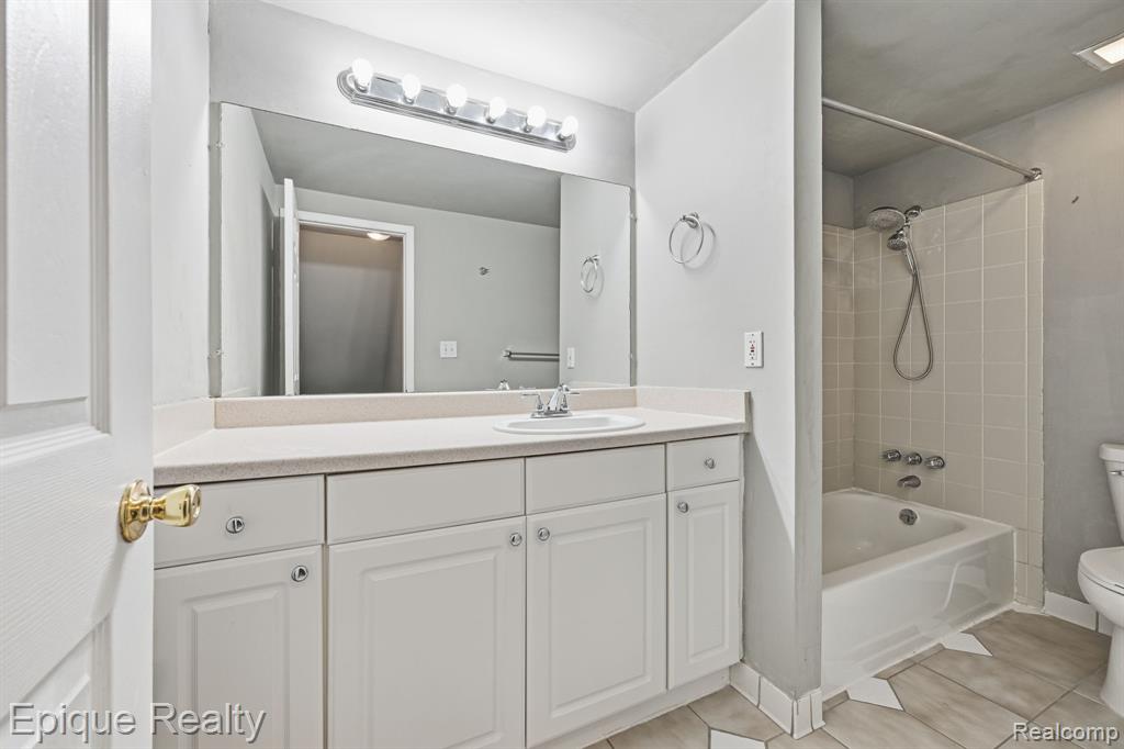 29792 City Center Drive # 2