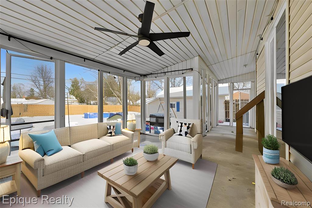 6080 Northrup Drive