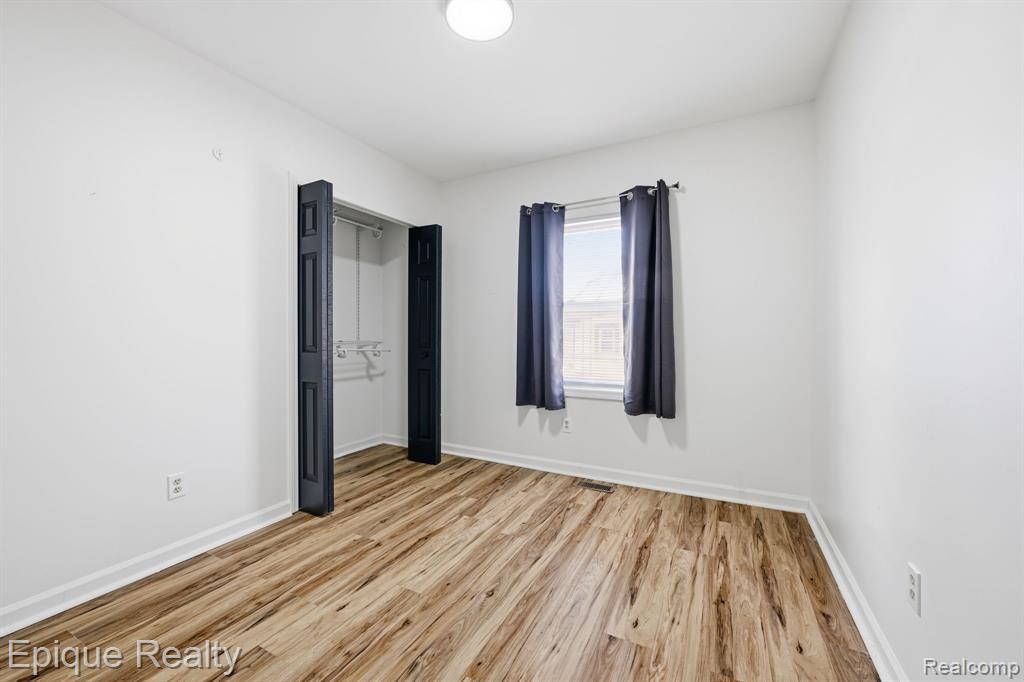 6080 Northrup Drive