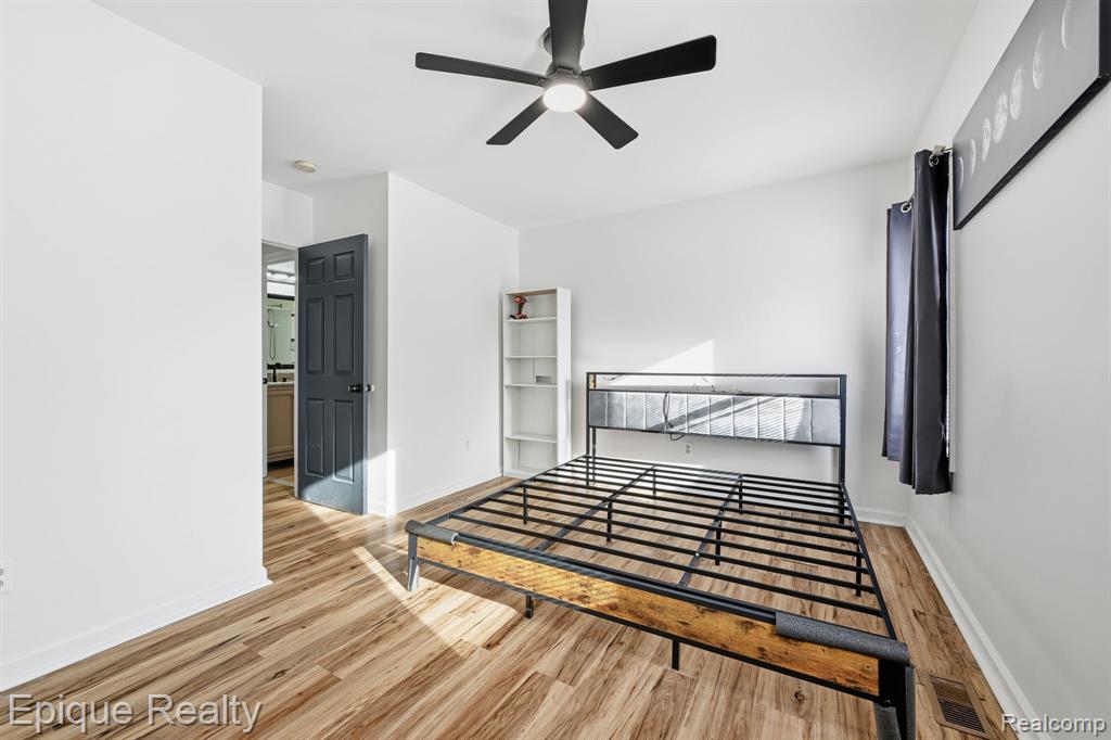 6080 Northrup Drive