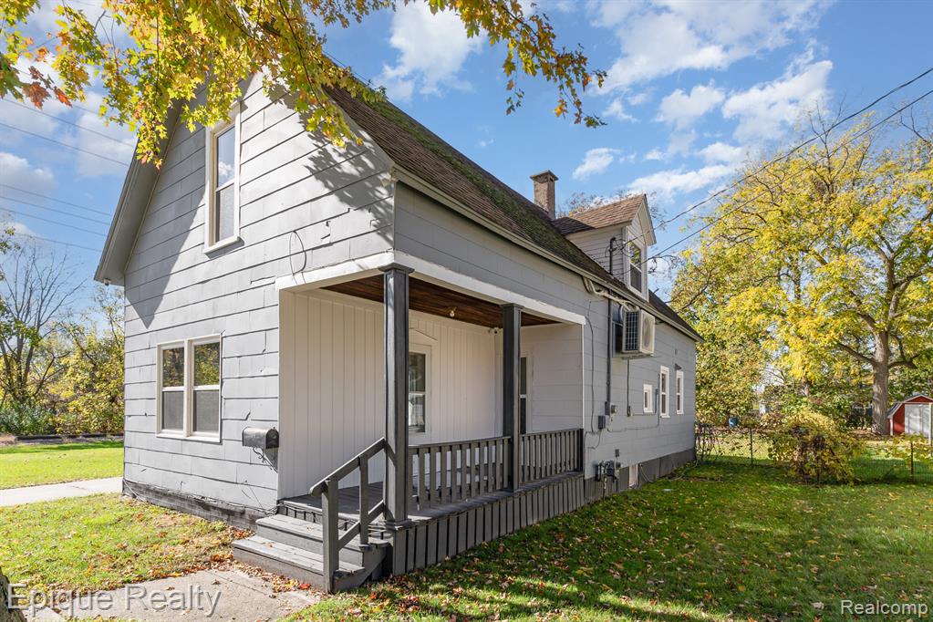819 Grove Street