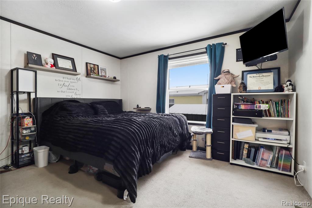 2068 Cedar Circle