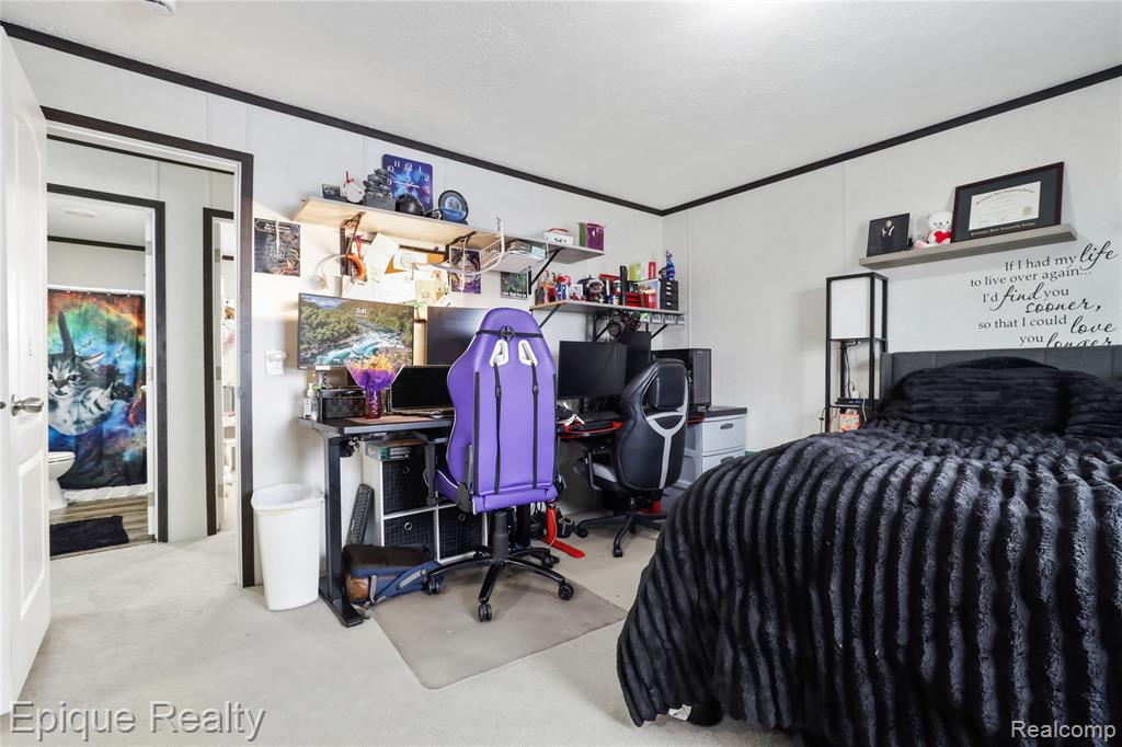 2068 Cedar Circle