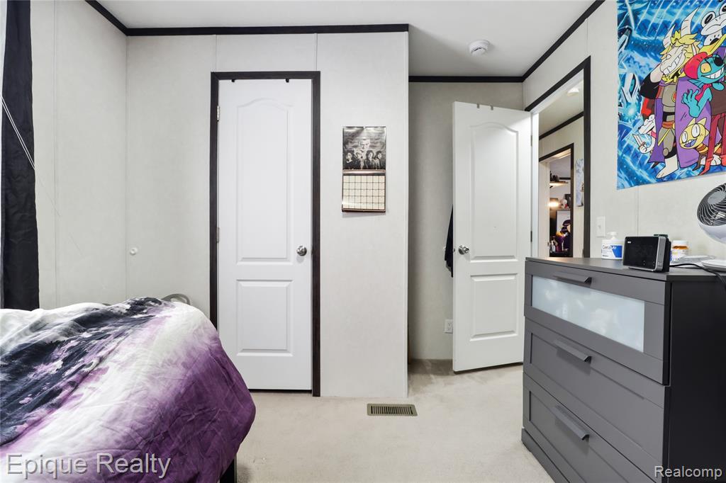 2068 Cedar Circle