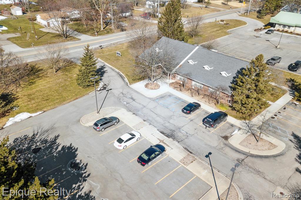 1425 S Graham Road