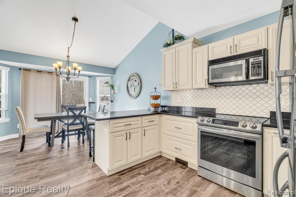 8459 Cranbrook Drive