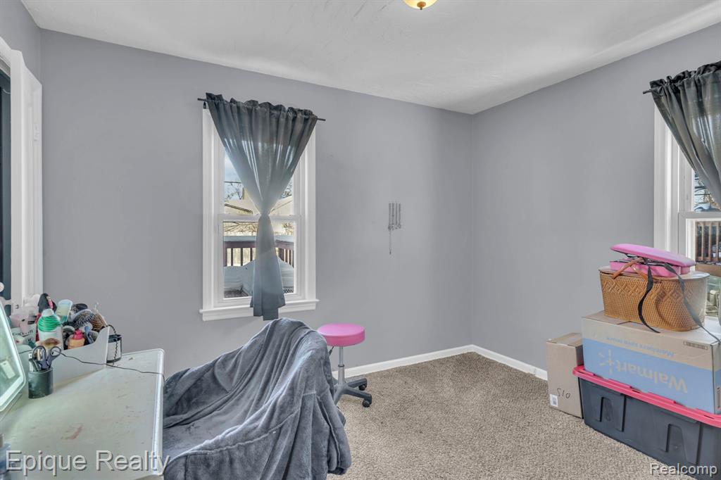 361 Buckingham Avenue