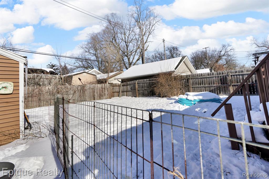 361 Buckingham Avenue