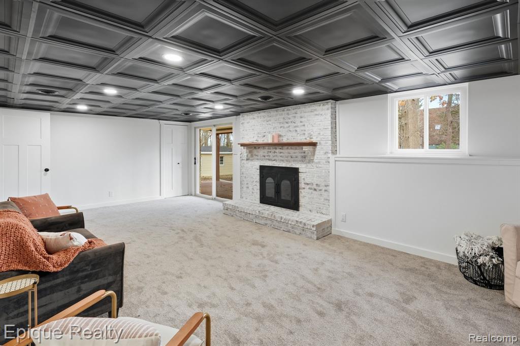 4563 Clifford Road