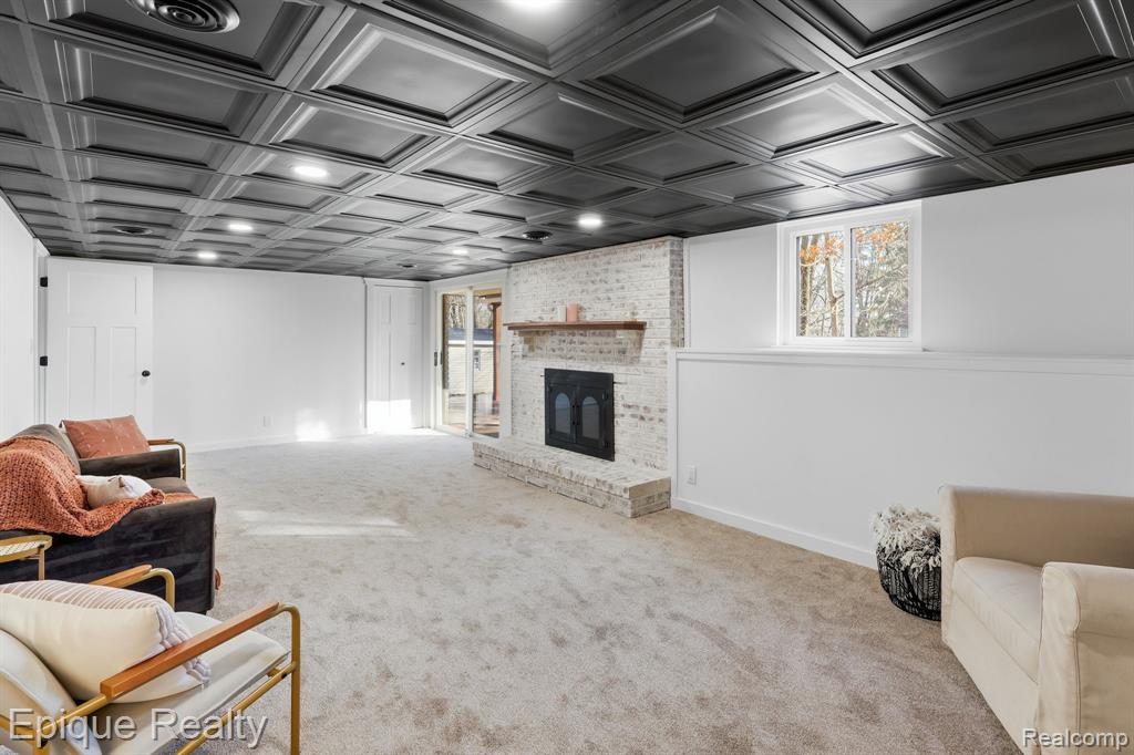 4563 Clifford Road