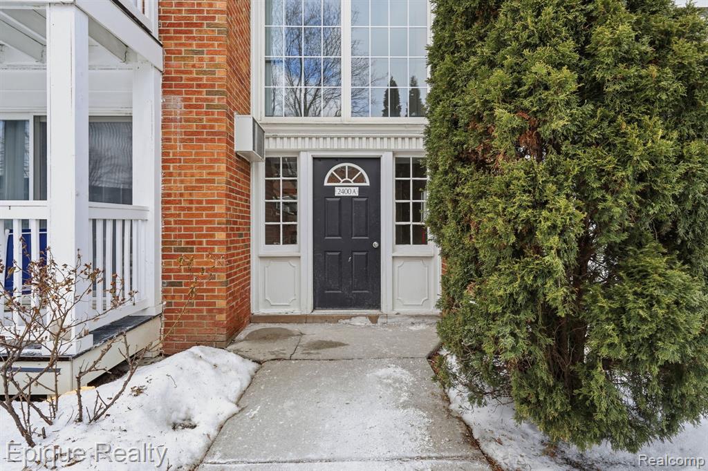 2400 Parmenter Boulevard # 202
