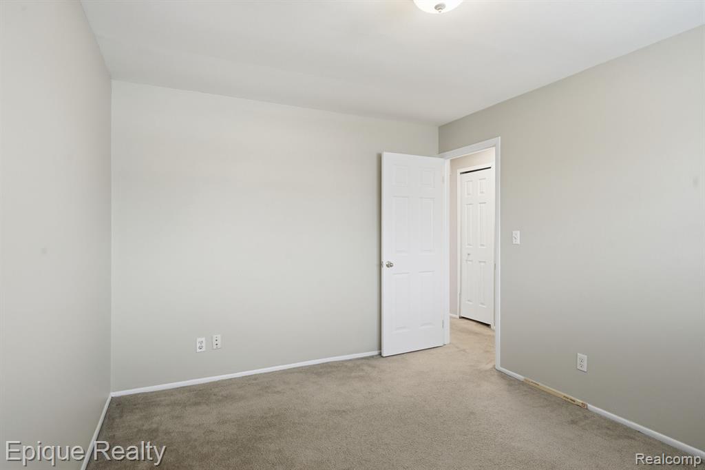 2400 Parmenter Boulevard # 202