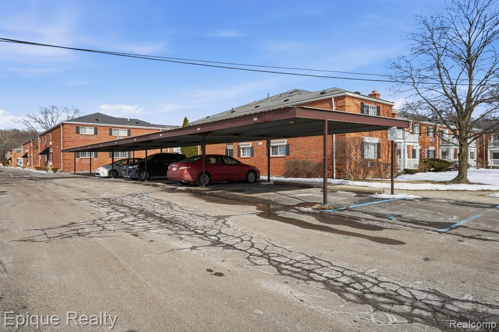 2400 Parmenter Boulevard # 202