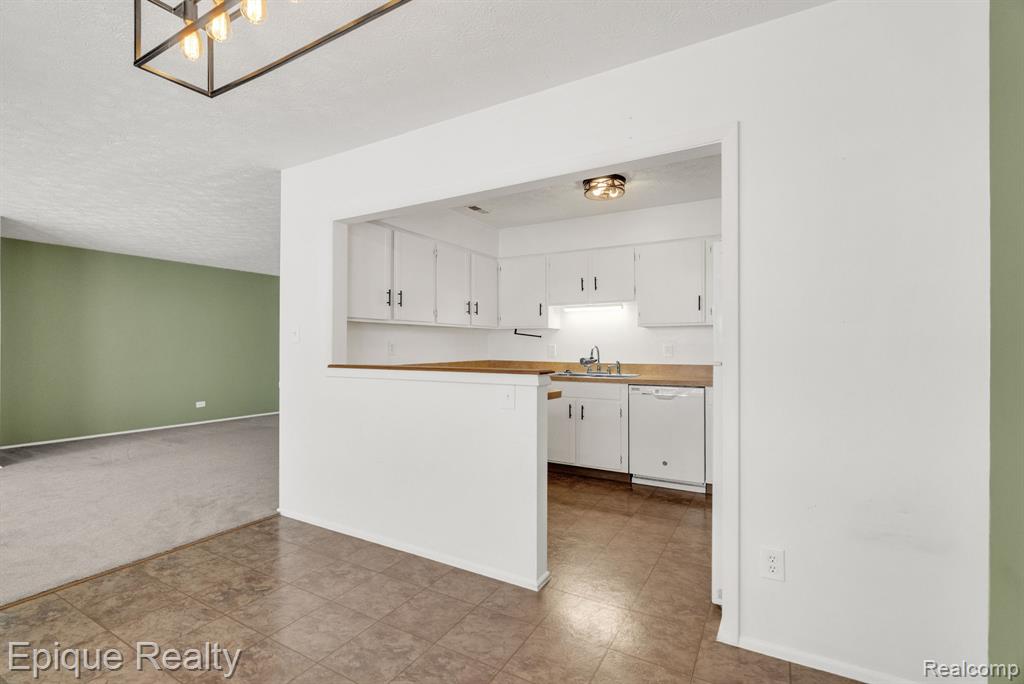 1034 Normandy Terrace Drive