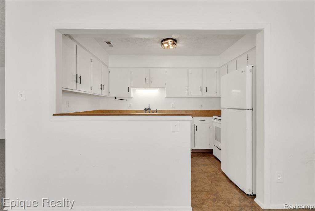 1034 Normandy Terrace Drive