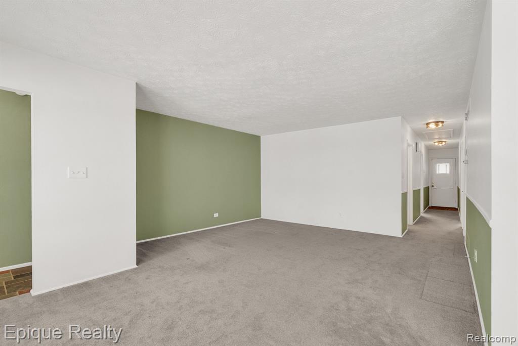 1034 Normandy Terrace Drive