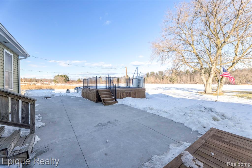 7884 North Road