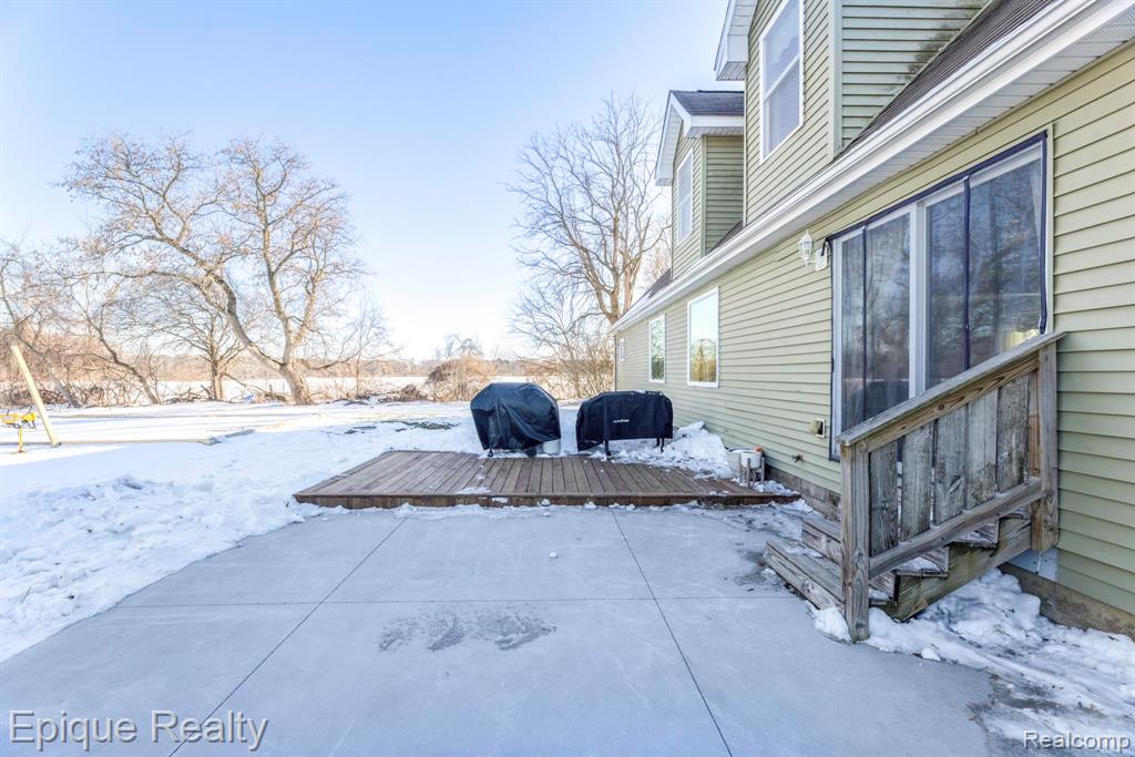 7884 North Road