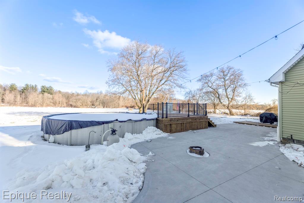 7884 North Road