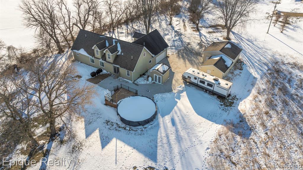 7884 North Road