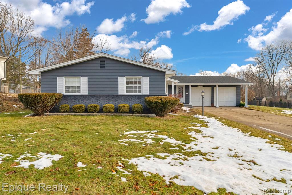 11325 Woodbridge Drive