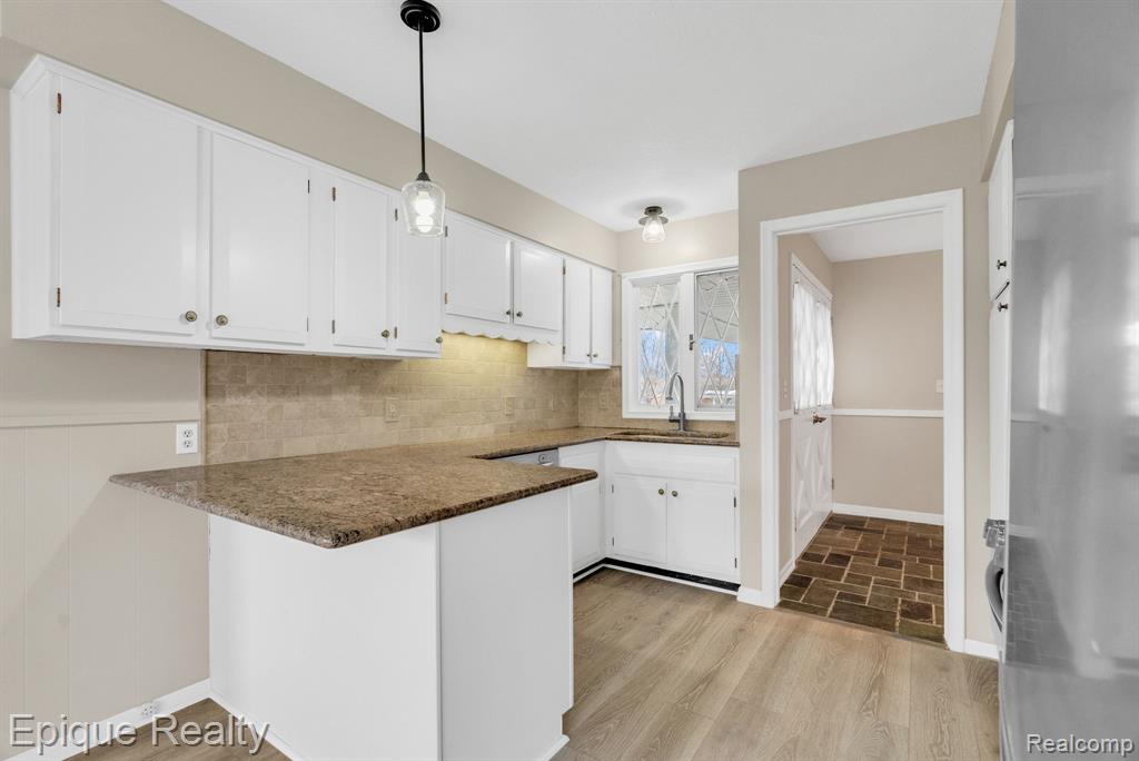 11325 Woodbridge Drive