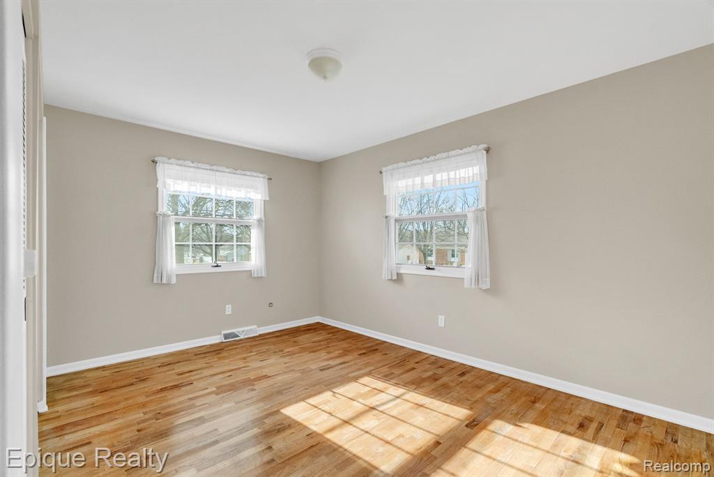 11325 Woodbridge Drive