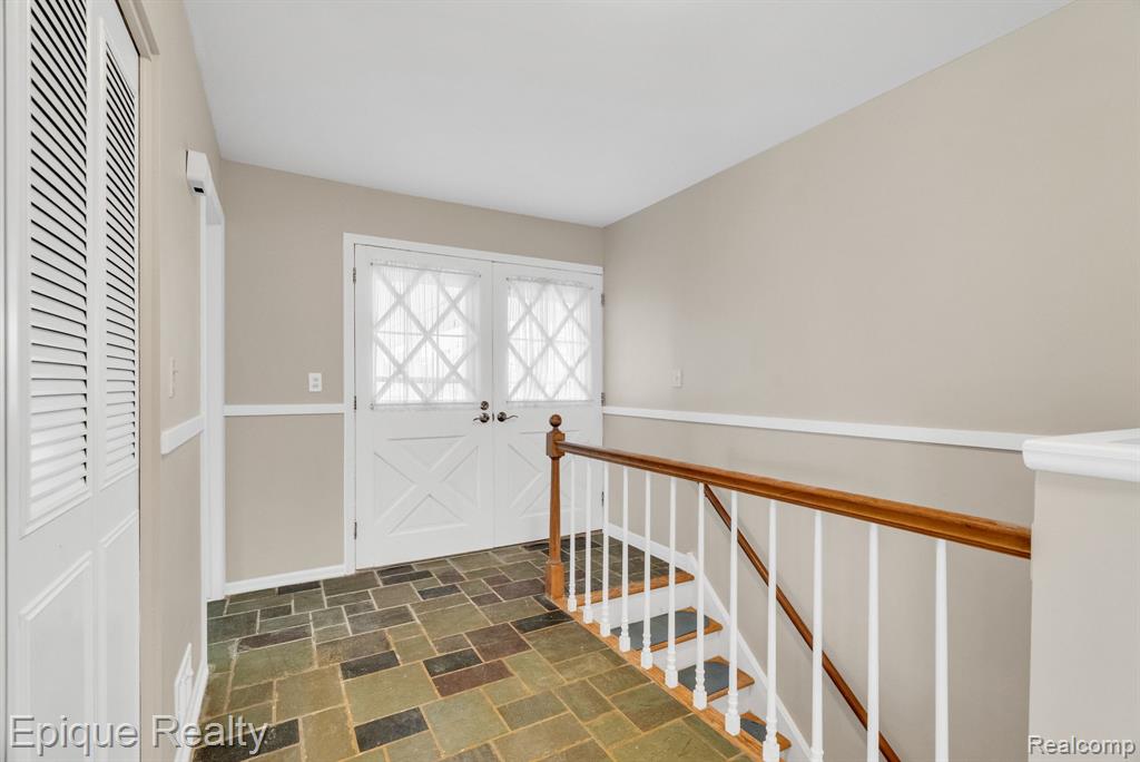 11325 Woodbridge Drive