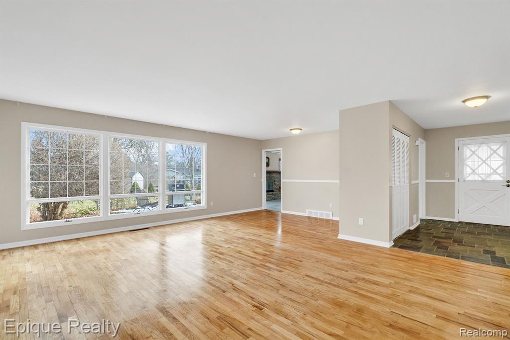11325 Woodbridge Drive