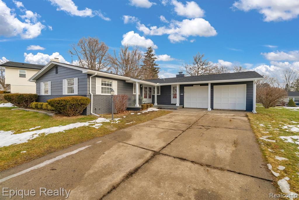 11325 Woodbridge Drive