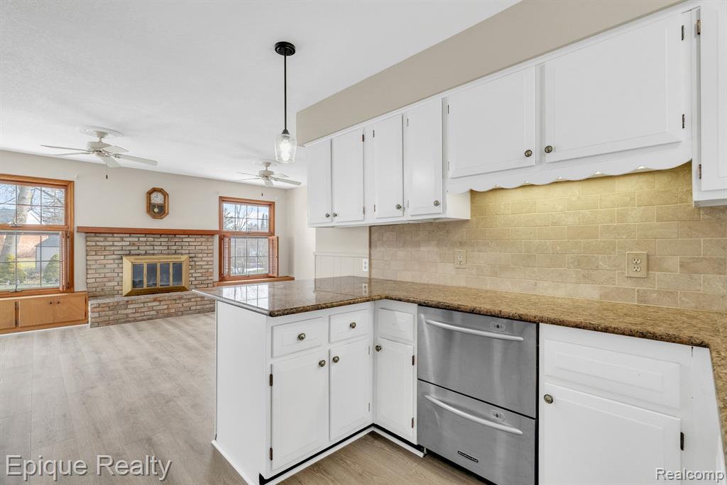 11325 Woodbridge Drive