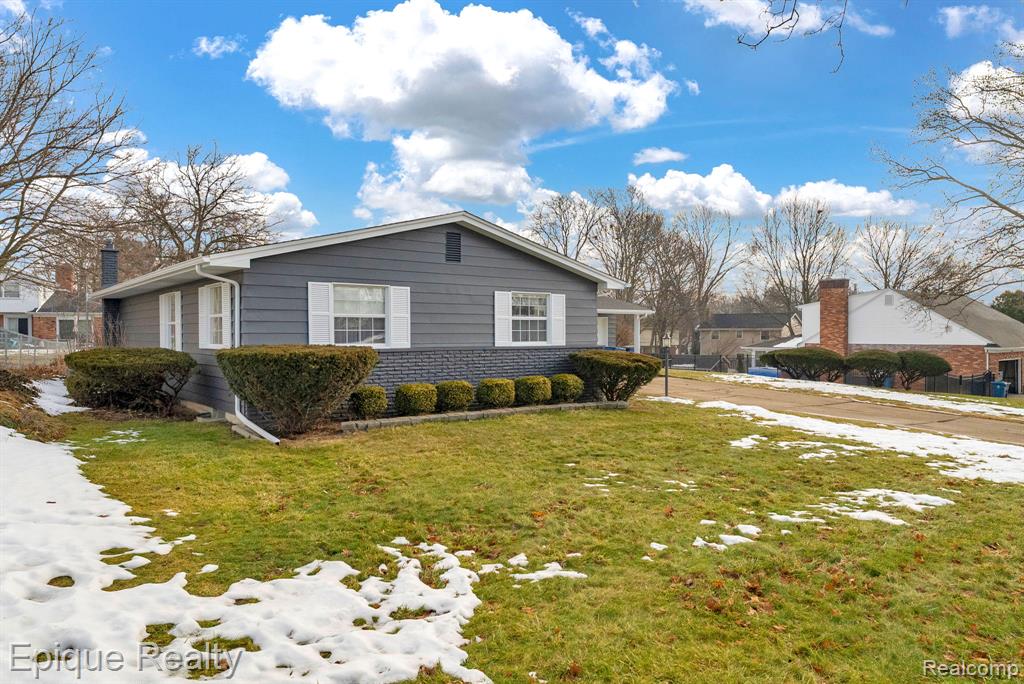 11325 Woodbridge Drive