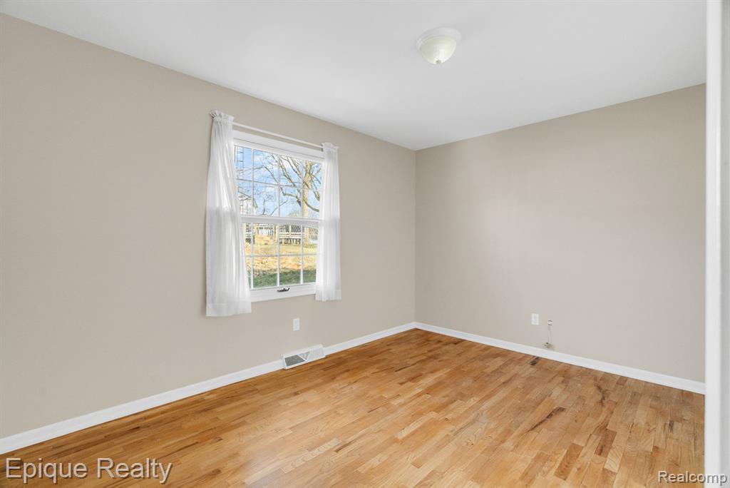 11325 Woodbridge Drive