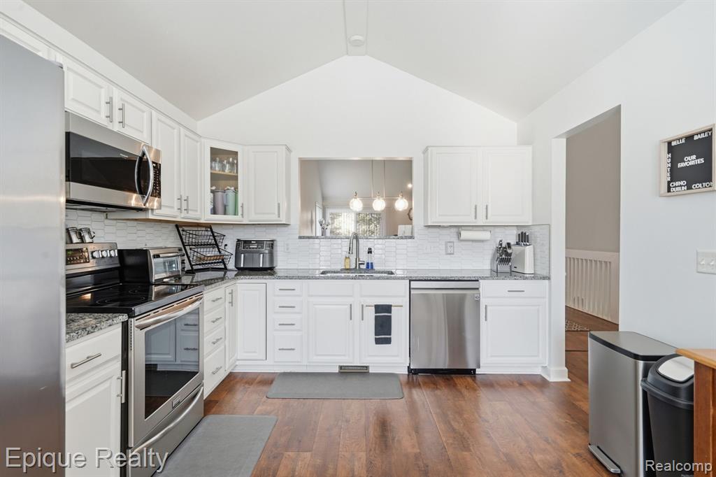 20080 Levee Court
