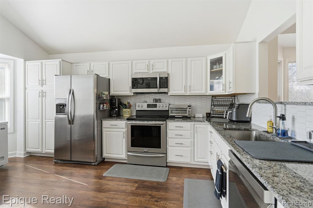 20080 Levee Court