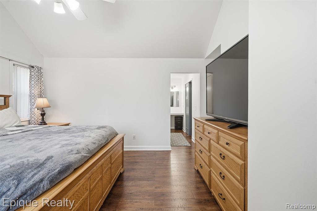 20080 Levee Court