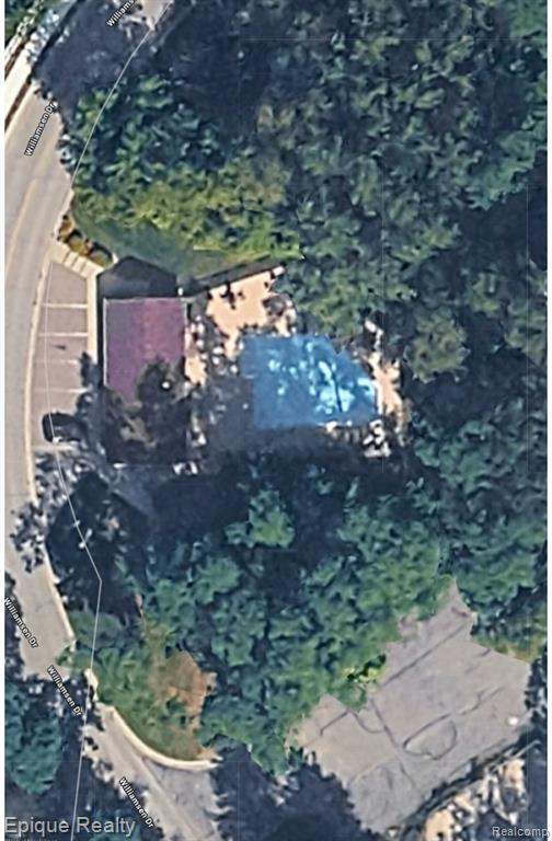 521 Carberry Hill