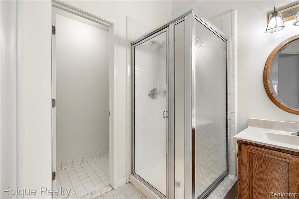254 Marmoor Court