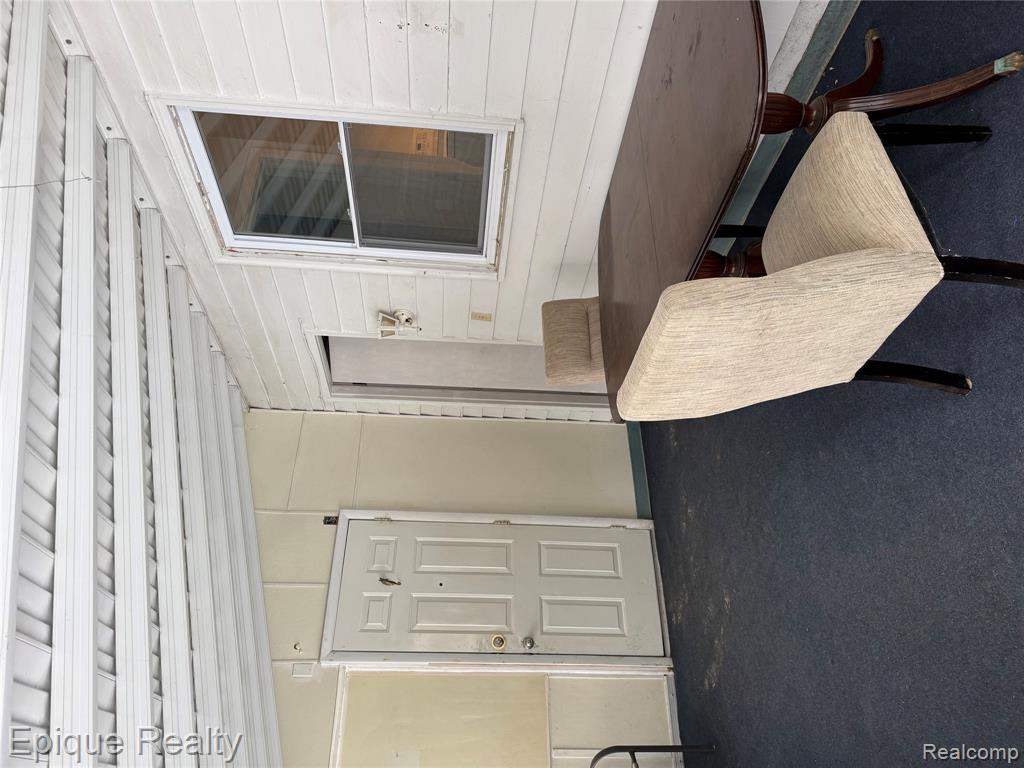 2468 Fernwood