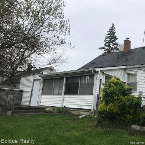 2469 Fernwood Avenue
